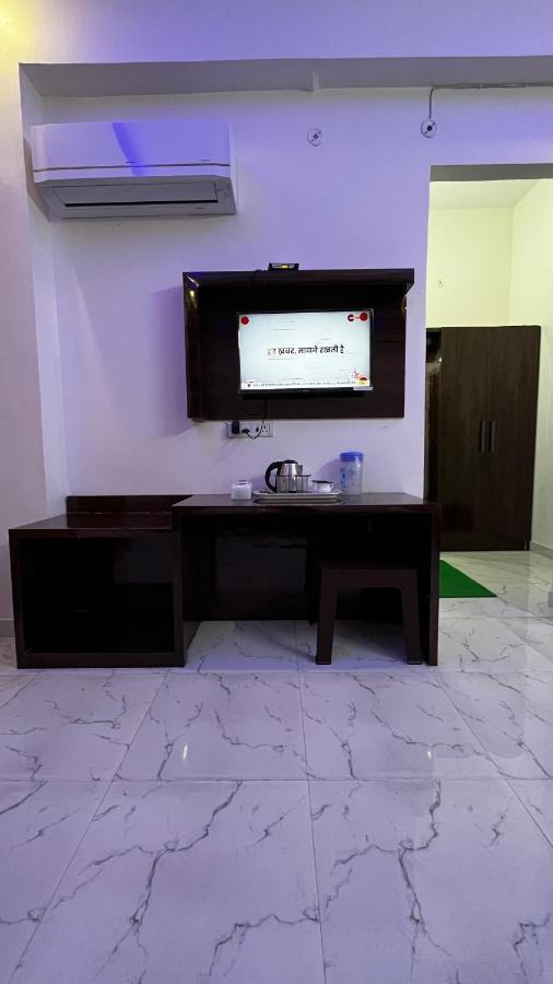 Hotel Mangalam Grand Lucknow Exterior foto
